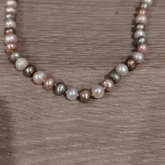 Multicolored Cultured Pearl Necklace and 2 Bracelets Set - Picture 4 of 8